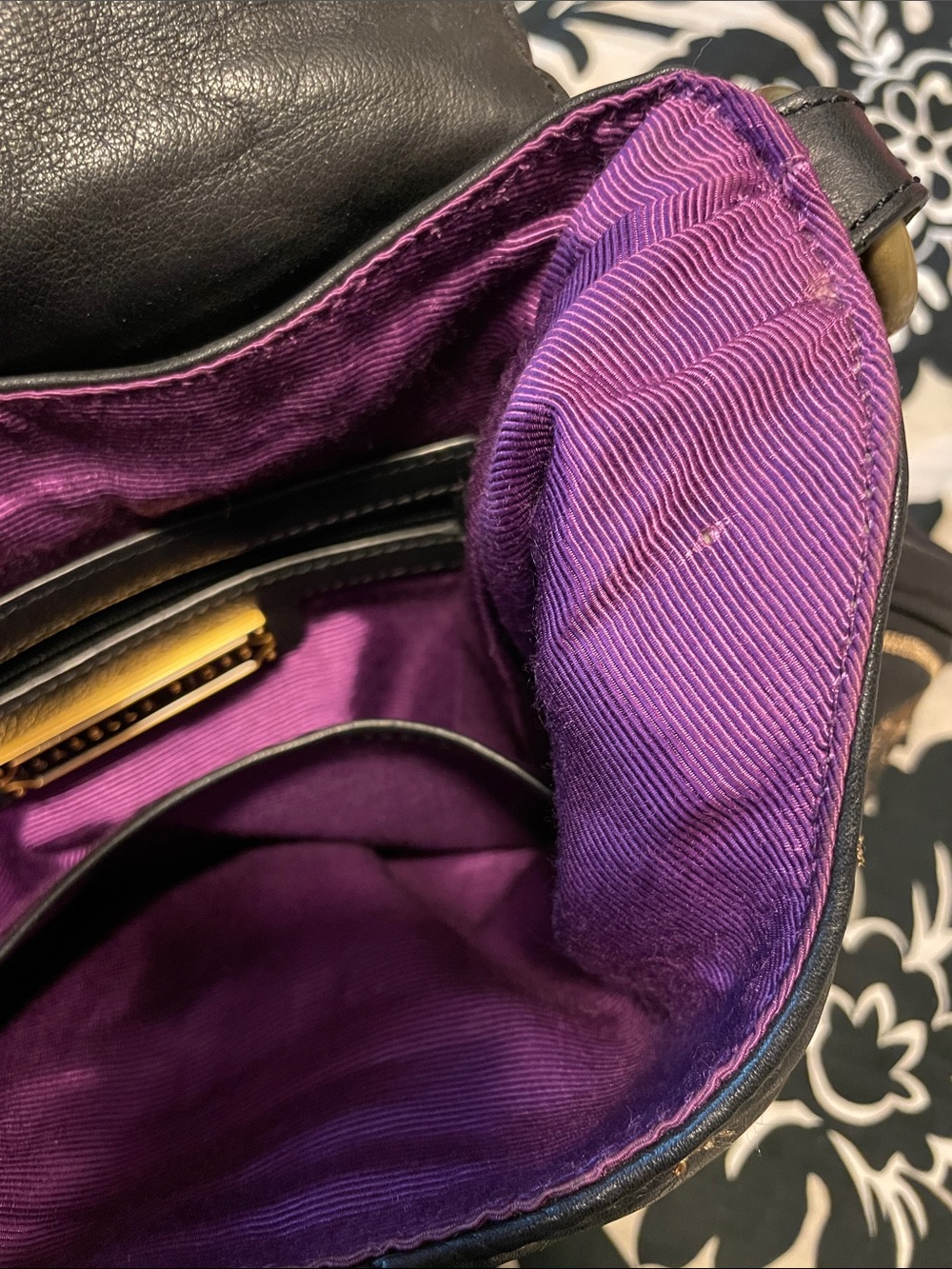 Isabella Fiore embroidered hobo shoulder bag - Picture 14 of 15